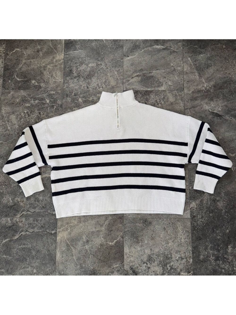 Mango Cropped Quarter Zip Sweatshirt Size Large